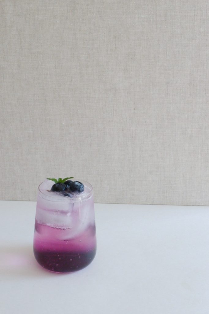 Blueberry and elderflower drink