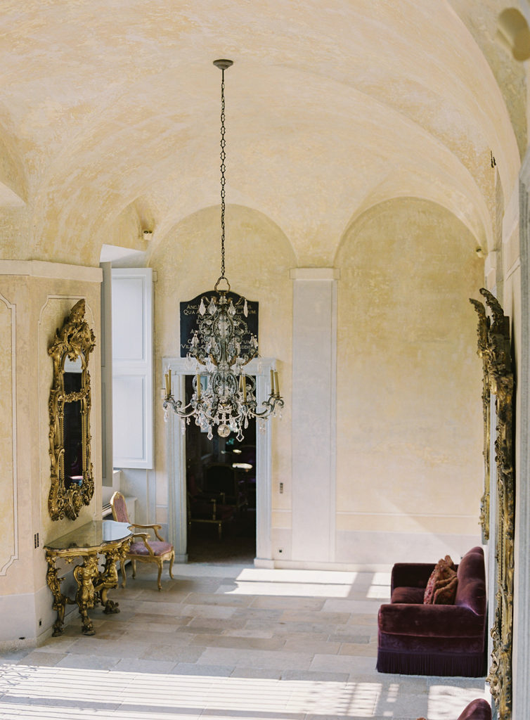 Villa Balbiano lobby with furniture