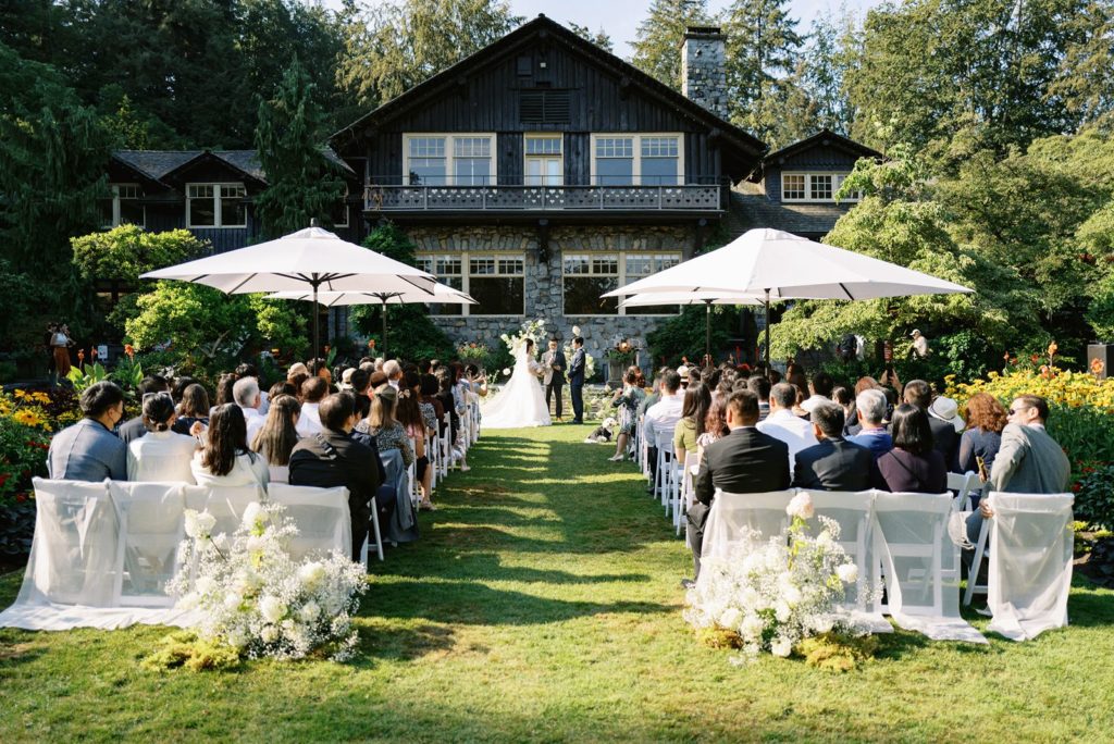 stanely park pavilion wedding ceremony front of house