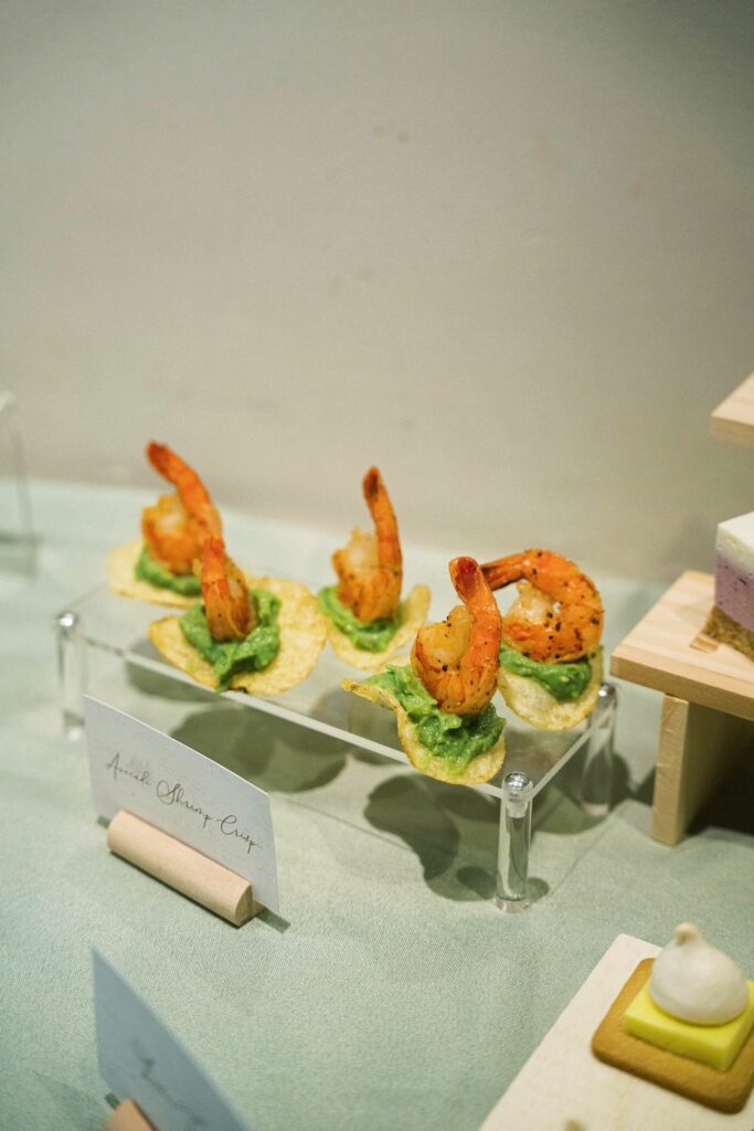 shrimp and avocado canapé