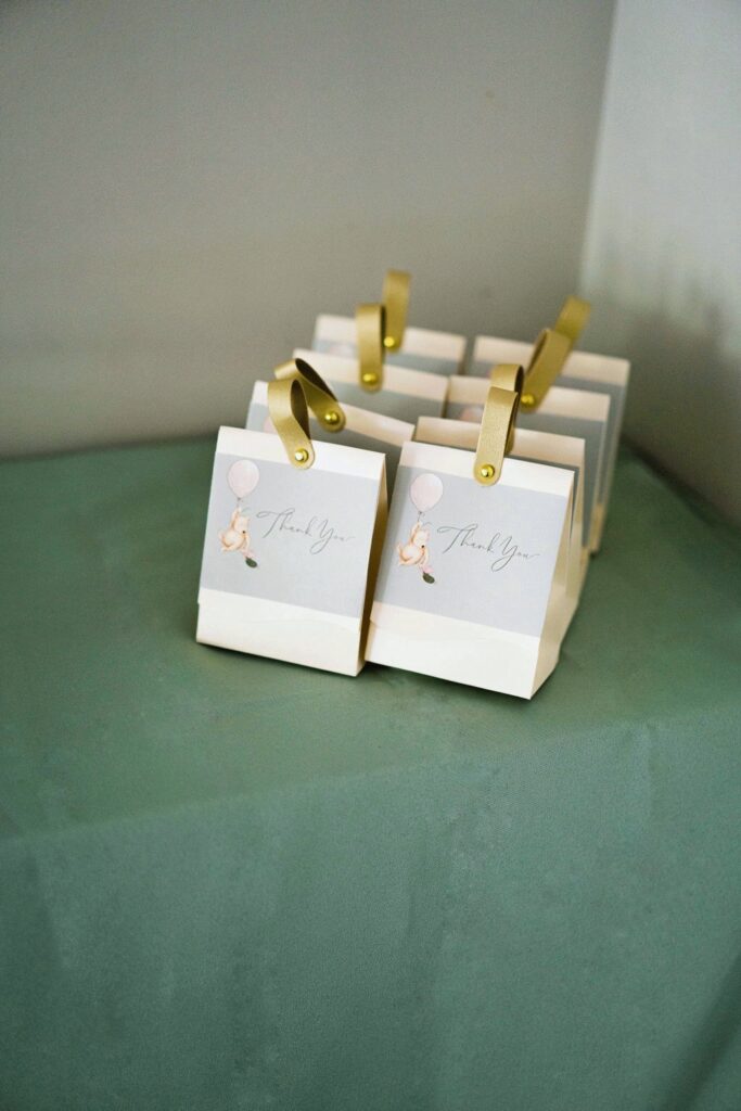 Winnie the Pooh guest favour