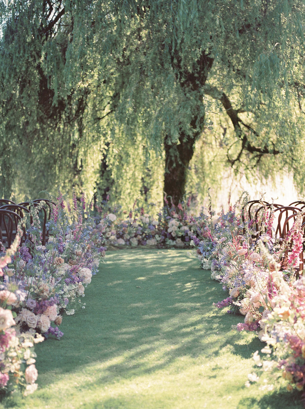 dreamy florals at Heron lake in VanDusen