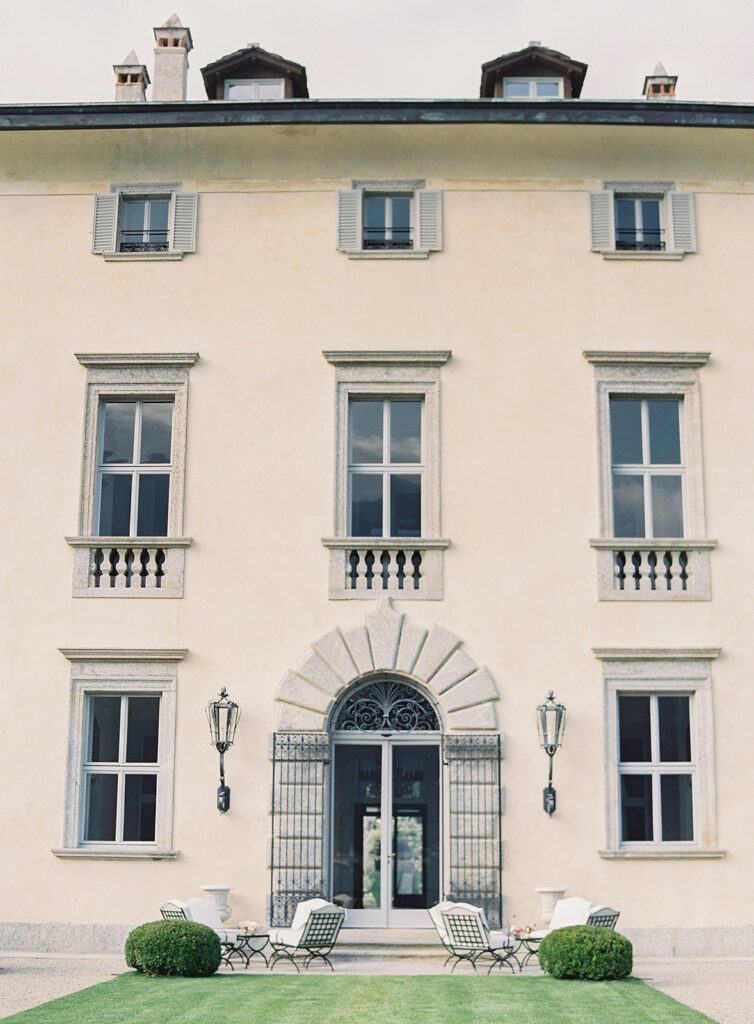Back view of Villa Balbiano