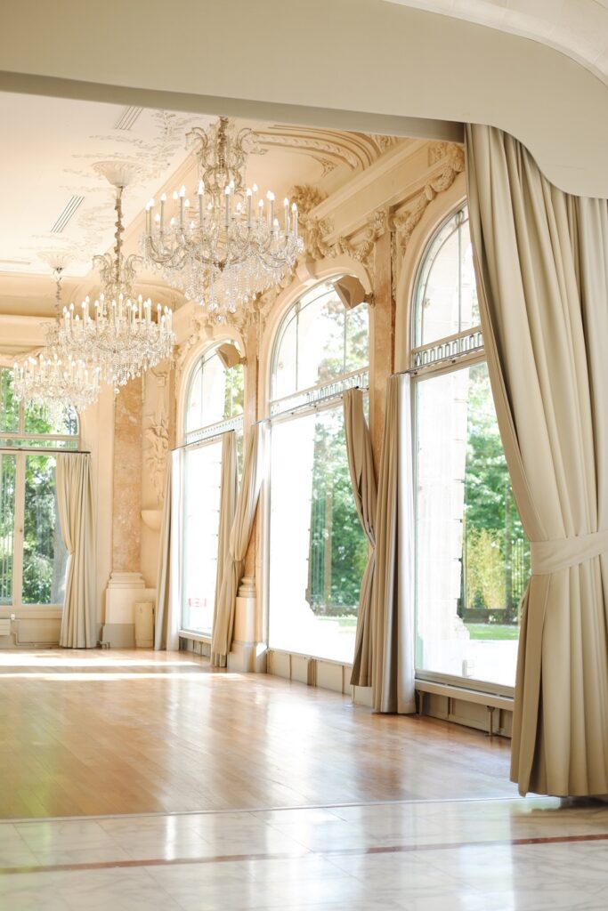 Side view of Dauphine Room details and windows